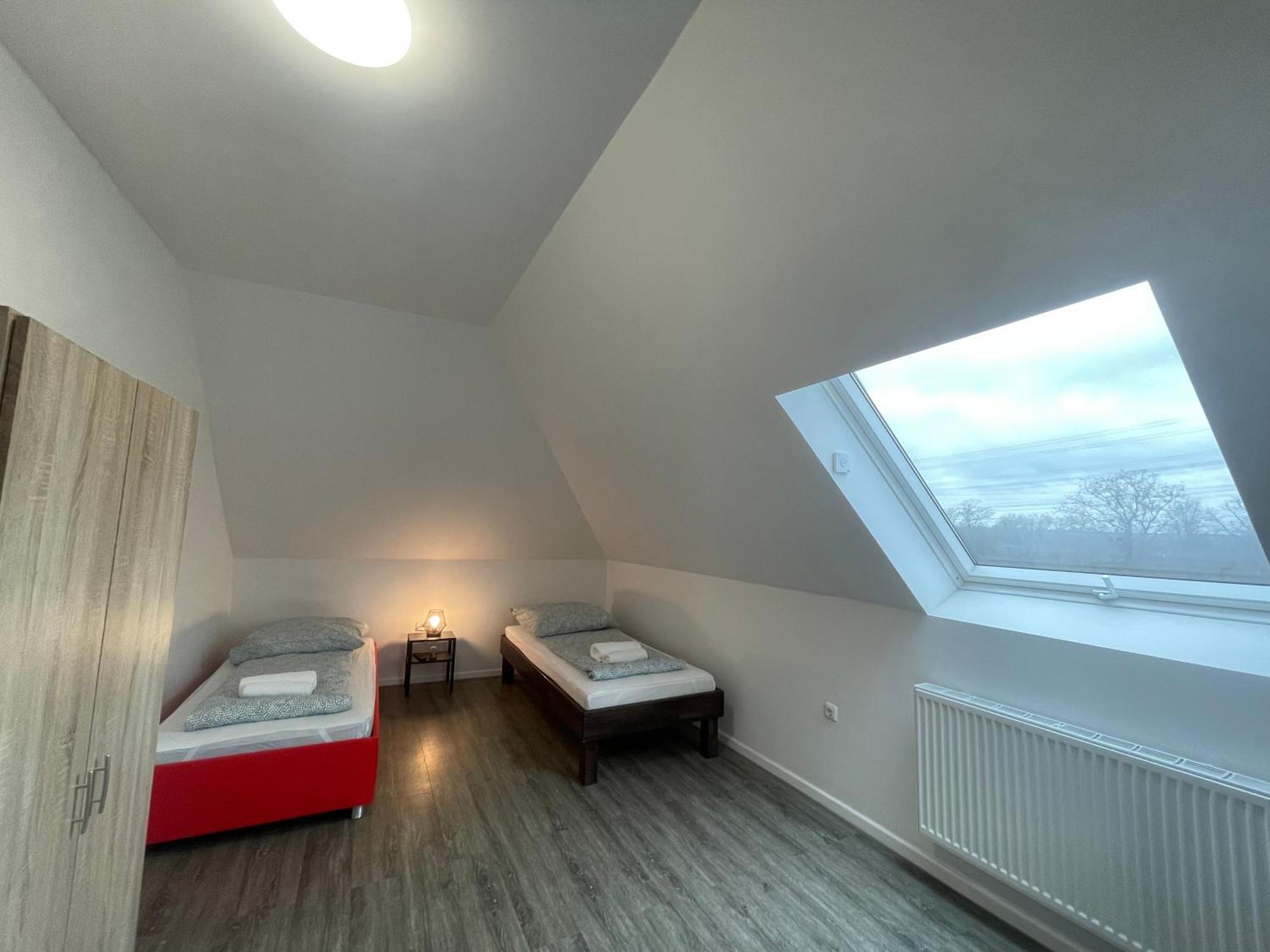 Comfortable Hostel In Wesseling Extérieur photo